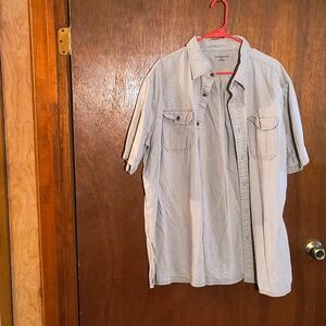 Men's Croft and Barrow short sleeve button down shirt.